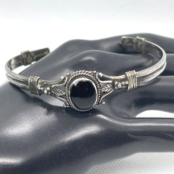 925 Sterling Silver Black Onyx Oval Cabochon Cuff Bracelet Native American VTG - Picture 3 of 16